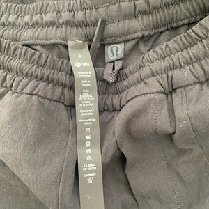 Lululemon pants